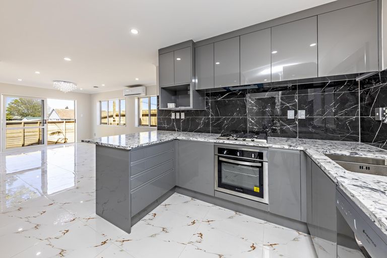 Photo of property in 27b Margaret Road, Papatoetoe, Auckland, 2025
