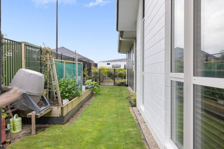 Photo of property in 112 Sentinel Avenue, Omokoroa, 3114