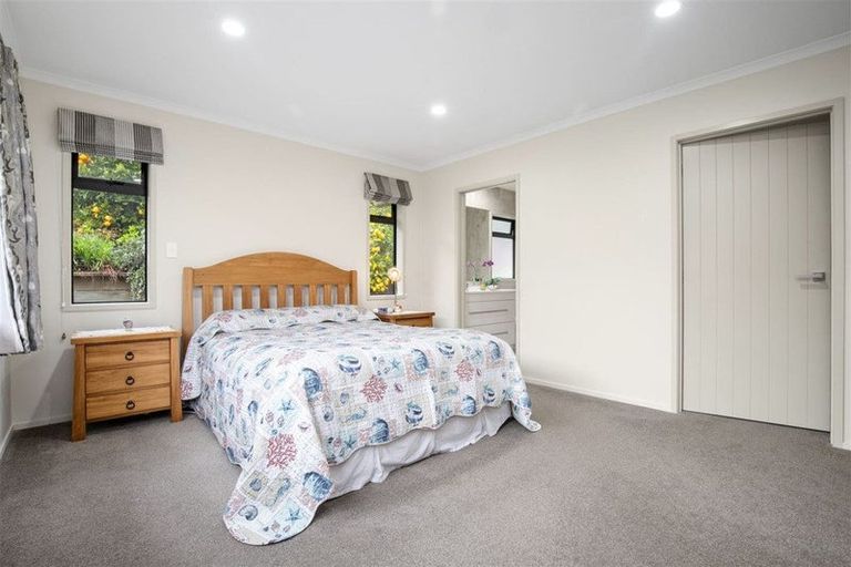 Photo of property in 19 Owens Road, Waiuku, 2123