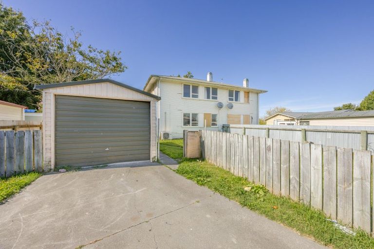 Photo of property in 804-806 Takapu Place, Camberley, Hastings, 4120