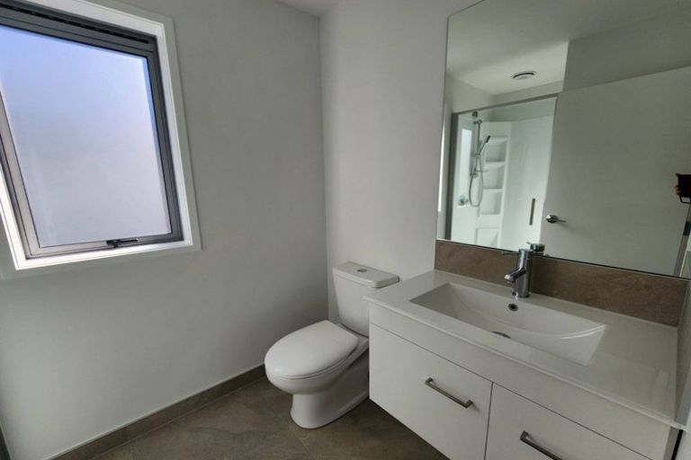 Photo of property in 34 Papai Lane, Massey, 0614