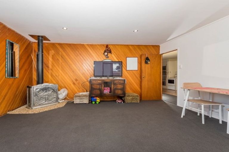 Photo of property in 2/37 John Walker Drive, Manurewa, Auckland, 2102