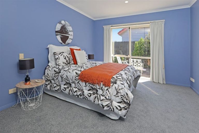Photo of property in 22 Espalier Drive, Henderson, Auckland, 0612