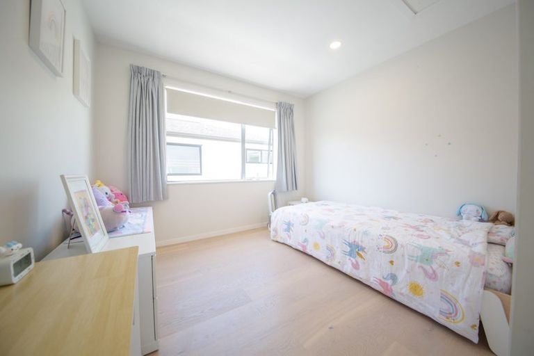 Photo of property in 33 Lockheed Street, Hobsonville, Auckland, 0618