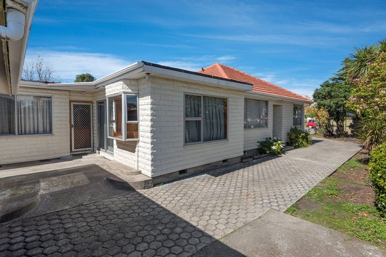 Photo of property in 16 Buchanans Road, Sockburn, Christchurch, 8042