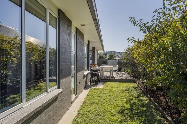 Photo of property in 8 Topping Place, Whitianga, 3510