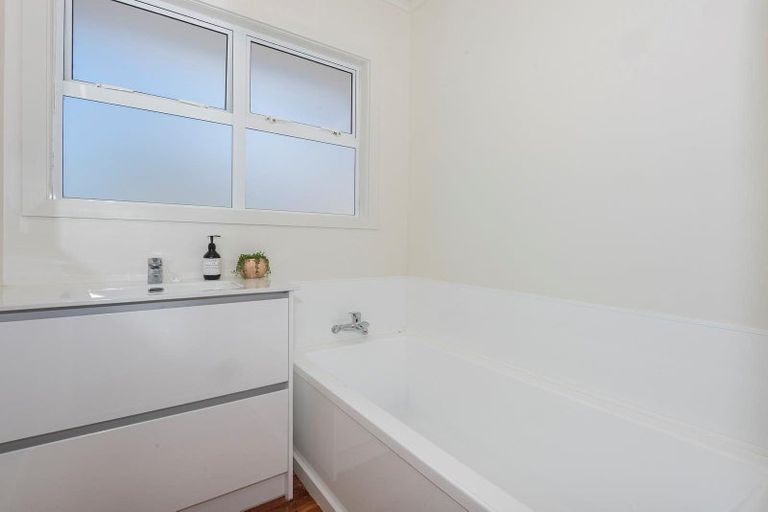 Photo of property in 9 Grand View Road, Te Kamo, Whangarei, 0112