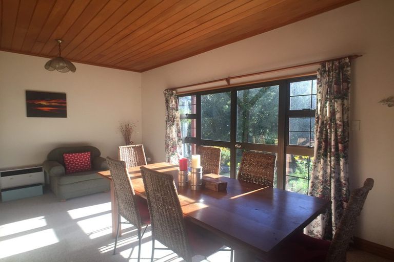 Photo of property in 409 Karori Road, Karori, Wellington, 6012