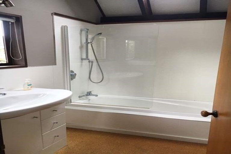 Photo of property in 198 Riverlaw Terrace, Saint Martins, Christchurch, 8022