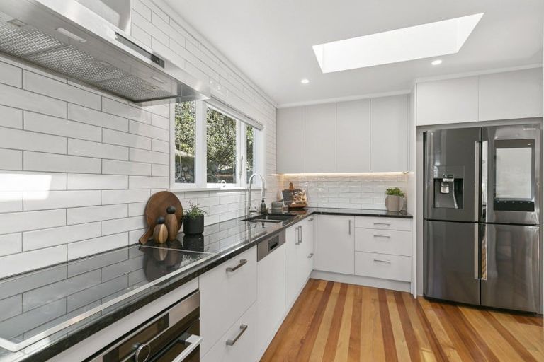 Photo of property in 34 Spencer Street, Crofton Downs, Wellington, 6035