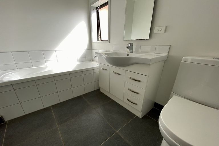 Photo of property in St Claire Village, 66/172 Mcleod Road, Te Atatu South, Auckland, 0610