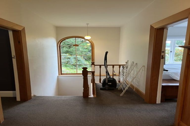 Photo of property in 24 Valley Road, Cashmere, Christchurch, 8022