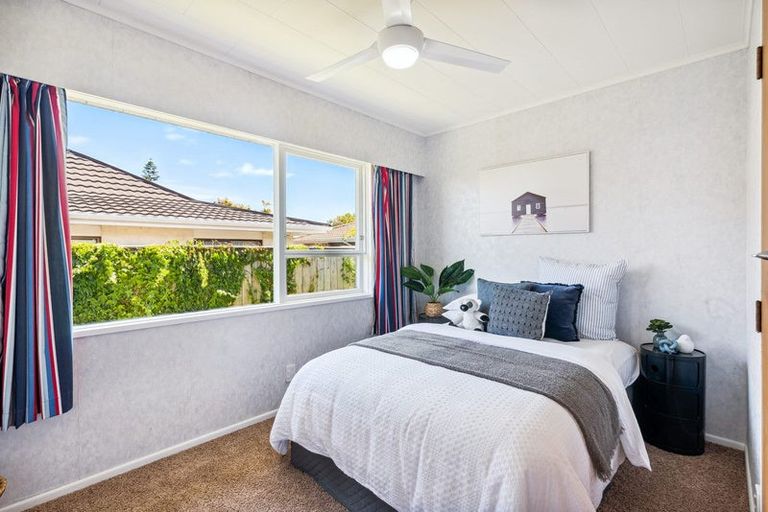 Photo of property in 23 Oriwa Street, Waikanae, 5036