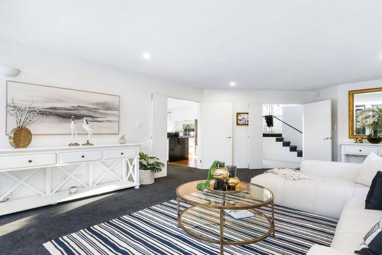 Photo of property in 2/37c Glenharrow Avenue, Avonhead, Christchurch, 8042