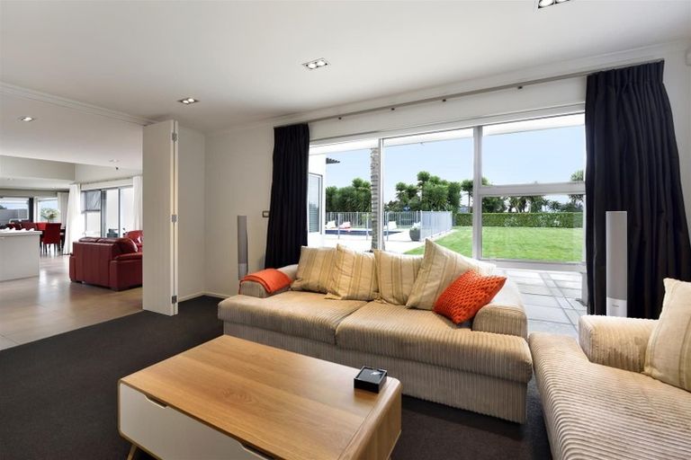 Photo of property in 18 Highfield Grove, Richmond, 7020