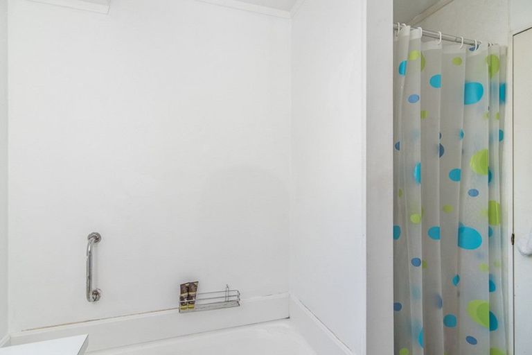 Photo of property in 22a Kapiti Road, Paraparaumu, 5032