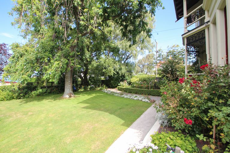 Photo of property in 32 Hull Street, South Hill, Oamaru, 9400
