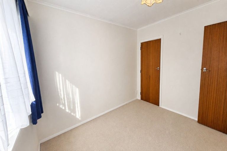 Photo of property in 1b Horoeka Street, Stokes Valley, Lower Hutt, 5019