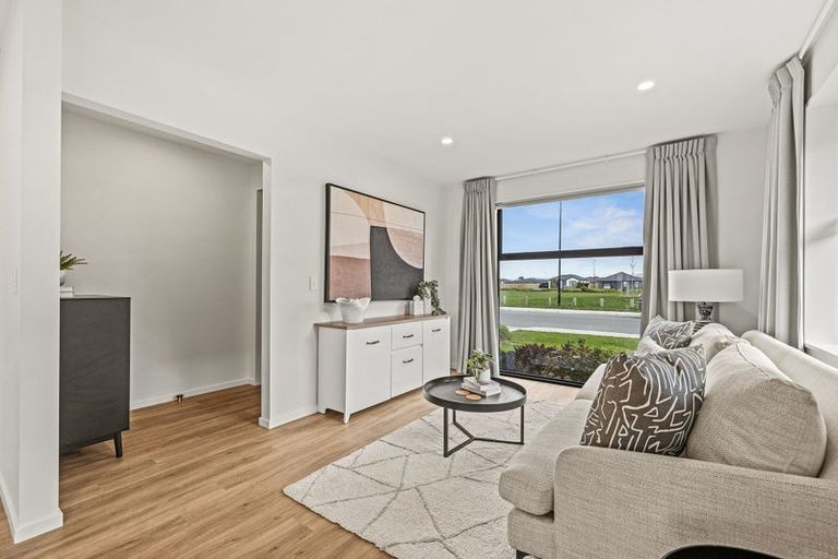 Photo of property in 70 Crossley Avenue, Woodend, 7610