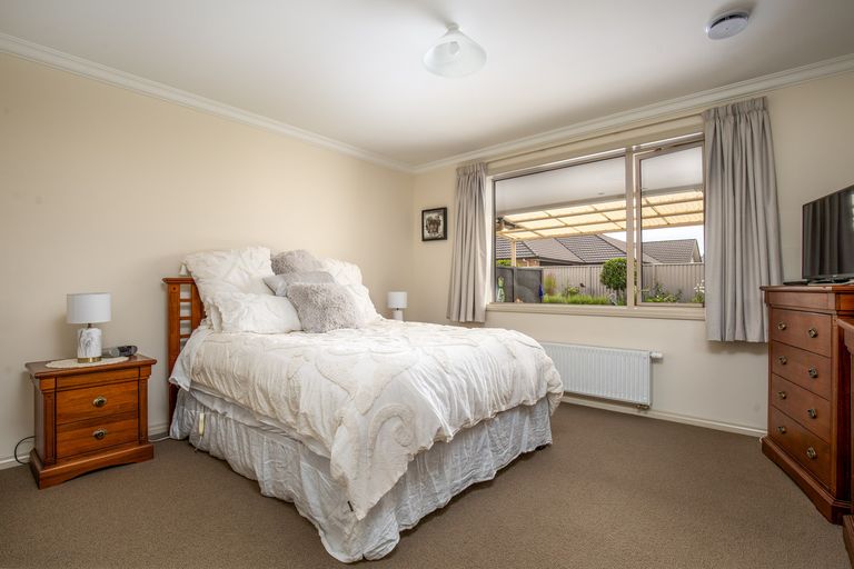 Photo of property in 10 Larch Crescent, Alexandra, 9320