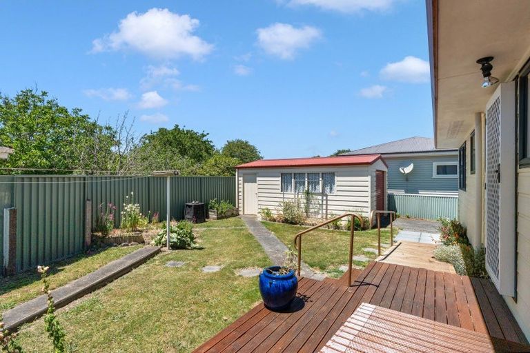 Photo of property in 9 Venice Street, Martinborough, 5711