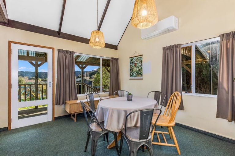 Photo of property in 38 Pencarrow Crescent, Wainuiomata, Lower Hutt, 5014
