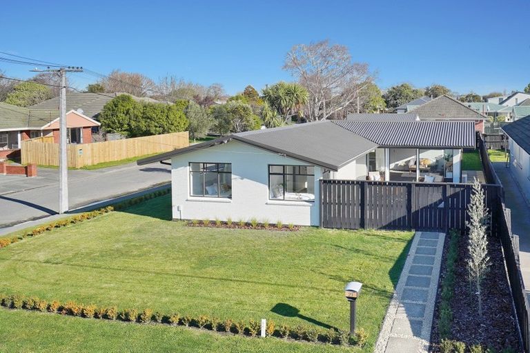 Photo of property in 21 Croziers Road, St Albans, Christchurch, 8052