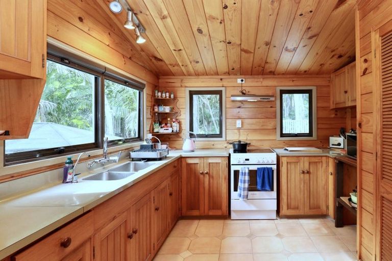 Photo of property in 458 Ponga Road, Opaheke, Papakura, 2584