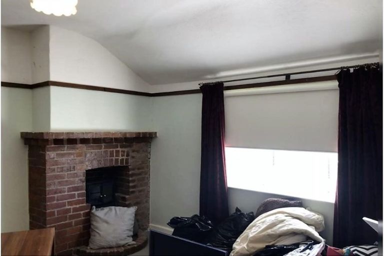 Photo of property in 234 Queens Drive, Lyall Bay, Wellington, 6022