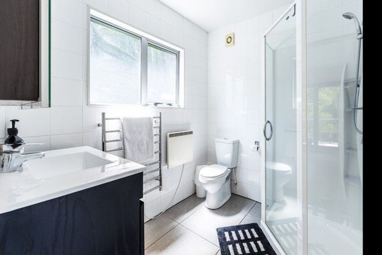 Photo of property in 17u2 Blackbridge Road, Wadestown, Wellington, 6012