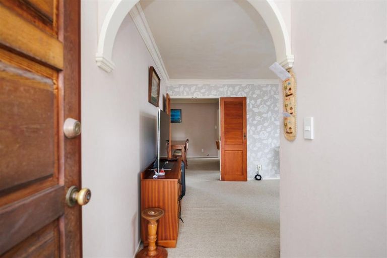 Photo of property in 12a Signal Street, Marton, 4710