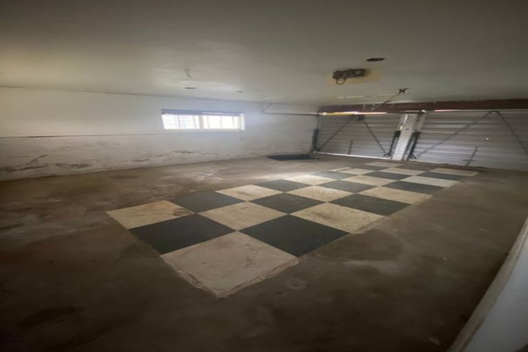 Photo of property in 443 Don Buck Road, Massey, Auckland, 0614