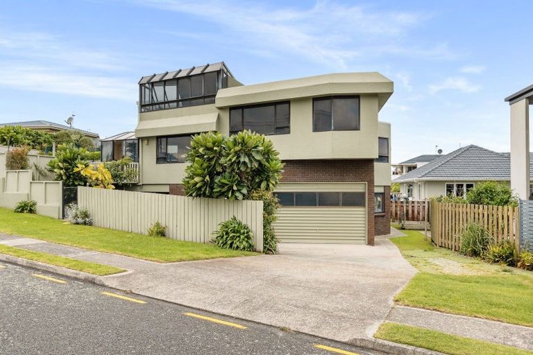 Photo of property in 34 Clyde Street, Mount Maunganui, 3116