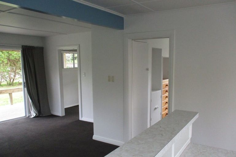 Photo of property in 25 Heperi Street, Waikanae Beach, Waikanae, 5036