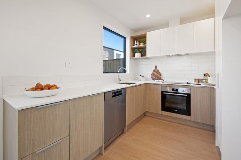 Photo of property in 11 Huru Road, Flat Bush, Auckland, 2019