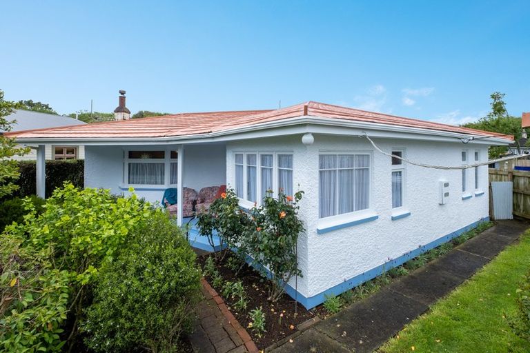 Photo of property in 19 Page Street, Stratford, 4332