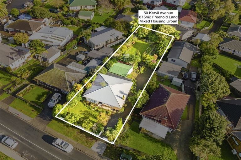 Photo of property in 50 Kervil Avenue, Te Atatu Peninsula, Auckland, 0610