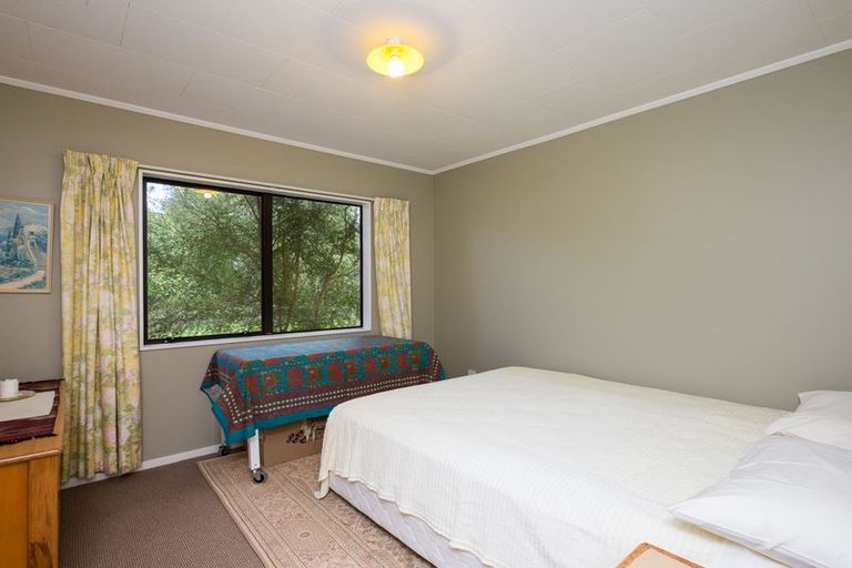 Photo of property in 126 Hillcrest Drive, Kelvin Grove, Palmerston North, 4414
