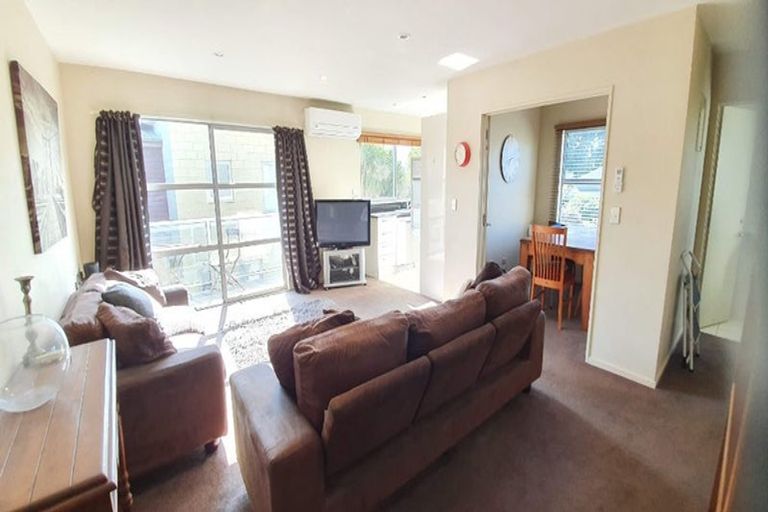 Photo of property in 9b Burlington Street, Sydenham, Christchurch, 8023