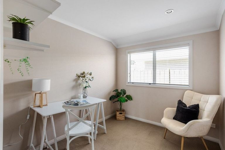Photo of property in 98b Milton Road, Otumoetai, Tauranga, 3110