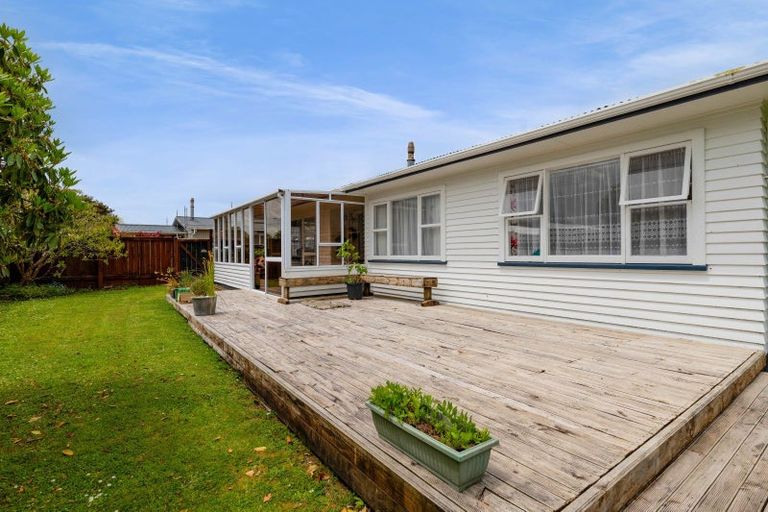 Photo of property in 1 Regan Street, Stratford, 4332