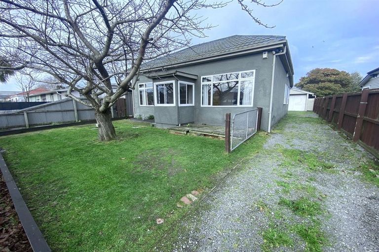 Photo of property in 12 Frederick Street, Waltham, Christchurch, 8011