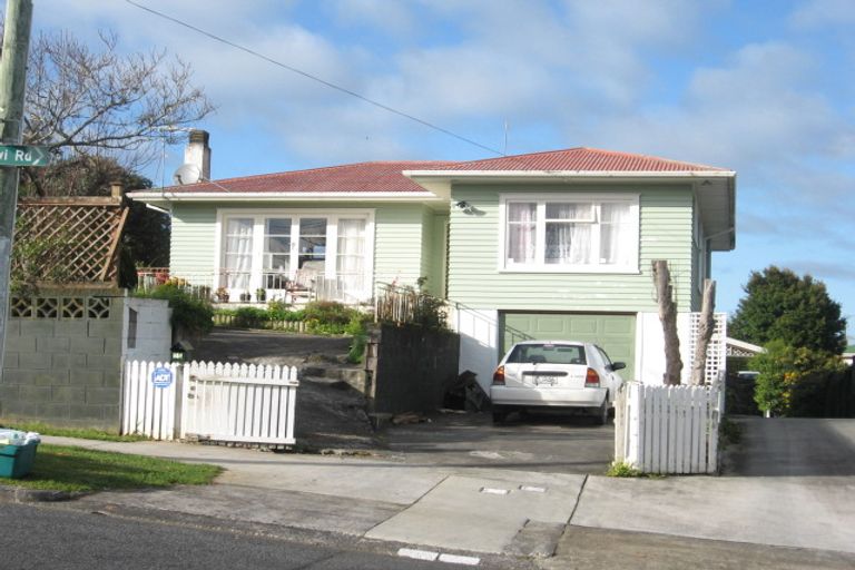Photo of property in 13 Kohiwi Road, Manurewa, Auckland, 2102