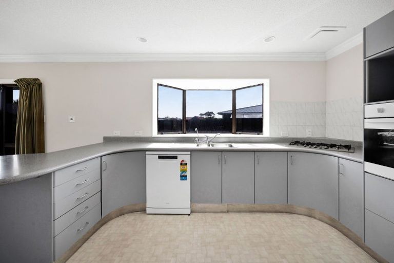 Photo of property in 14 Pohutukawa Drive, Opunake, 4616