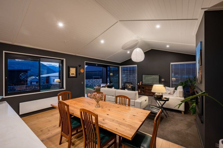 Photo of property in 42b Farrant Drive, Wanaka, 9305