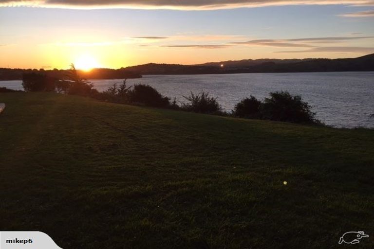 Photo of property in 300a Paremata Road, Whitby, Porirua, 5381