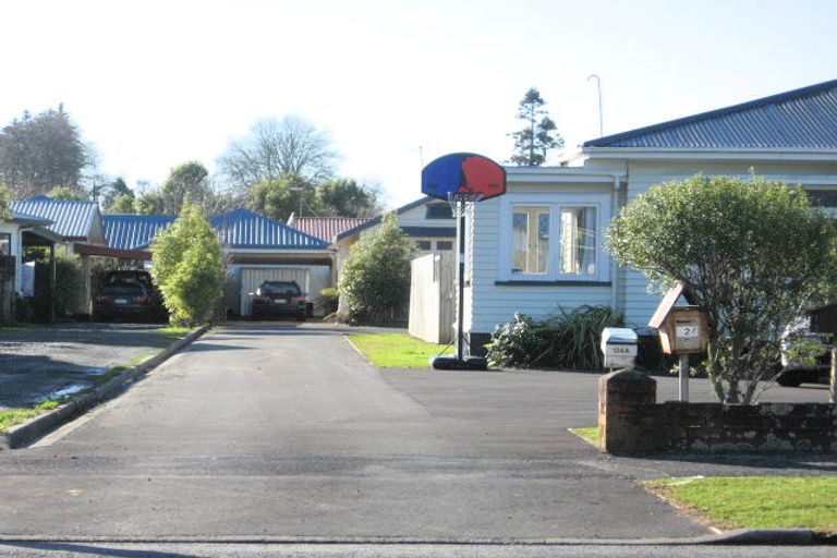 Photo of property in 124ab Nixon Street, Hamilton East, Hamilton, 3216