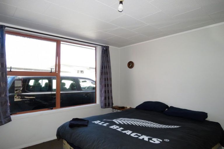 Photo of property in 132 Derby Street, Westport, 7825