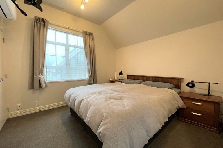 Photo of property in 42 Pipitea Street, Thorndon, Wellington, 6011