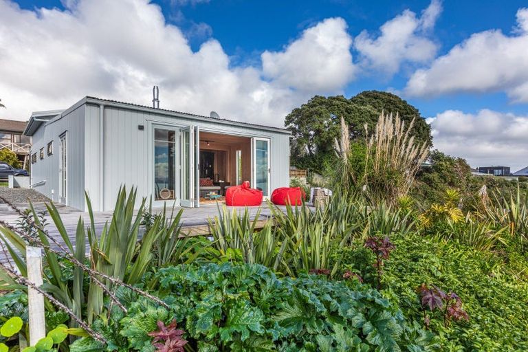 Photo of property in 13b Torkar Road, Clarks Beach, 2122